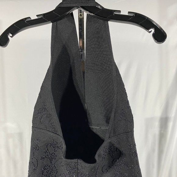 Top - Veronique Young - Picture 3 of 8